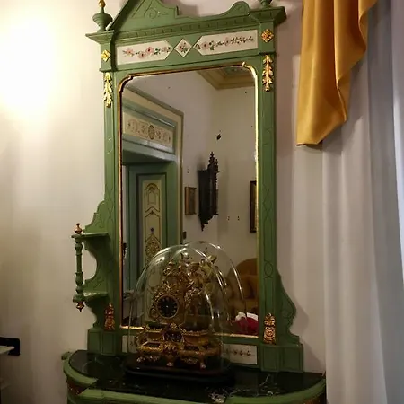 Old Taverna Sorrentina Guest house