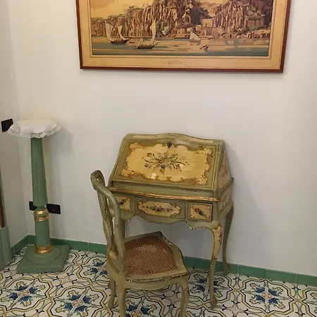 Old Taverna Sorrentina Πανσιόν Σορέντο