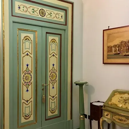 Old Taverna Sorrentina Πανσιόν Σορέντο