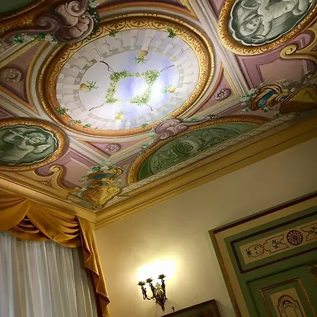 Old Taverna Sorrentina Affittacamere 4*