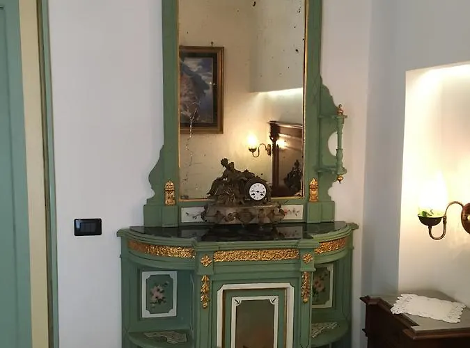 Old Taverna Sorrentina سورينتو