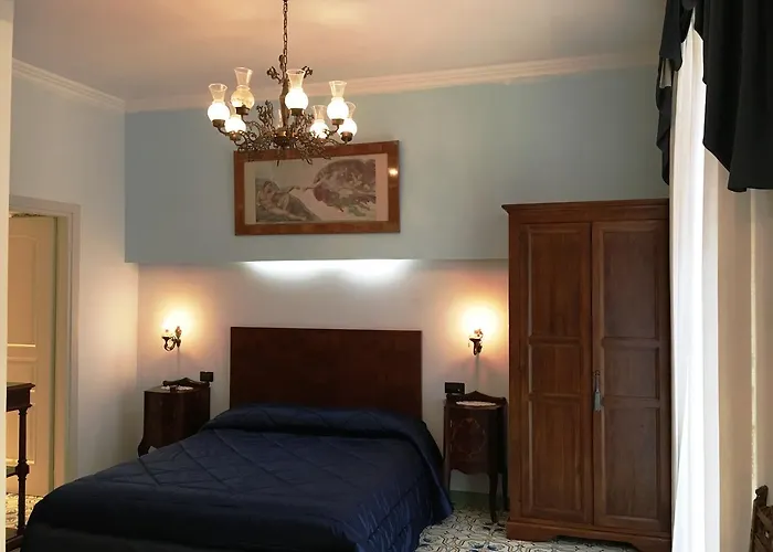 Old Taverna Sorrentina سورينتو